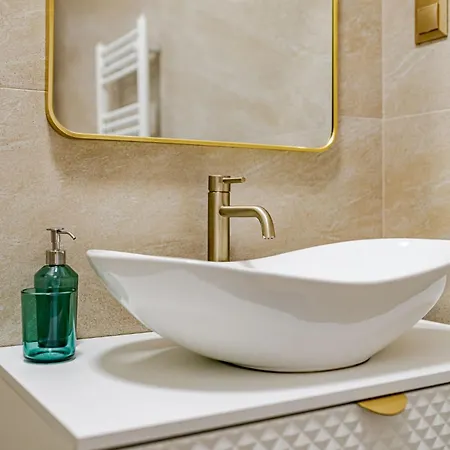 Kiraly Luxury By Stn Appartement