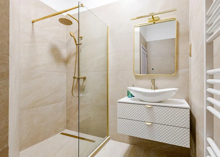Kiraly Luxury By Stn