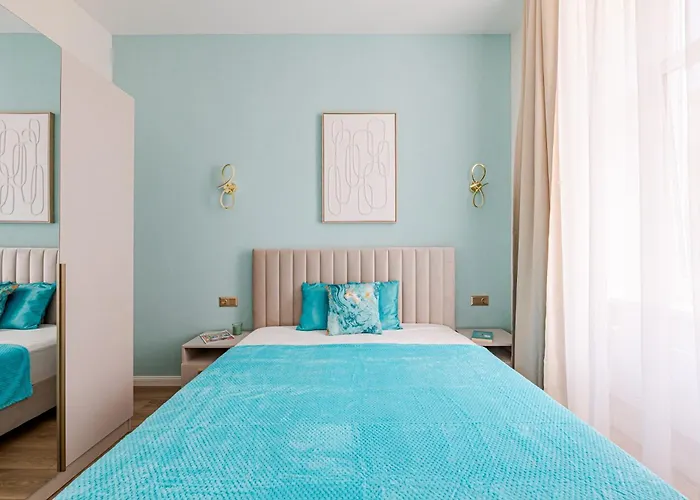 Kiraly Luxury By Stn Apartament *